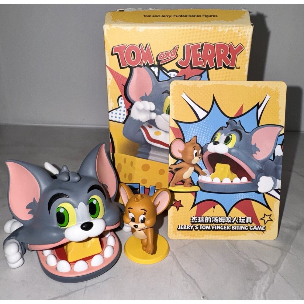 POPMART Tom And Jerry Funfair Series Blind Box Comfirmed Figure Biting Toys